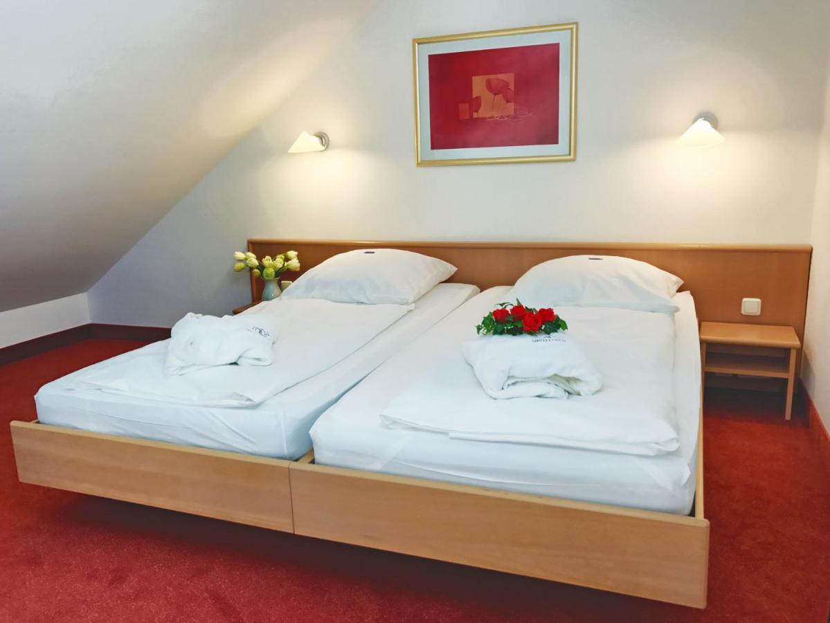 Appartement-Hotel Sibyllenbad 뉴알벤르스 외부 사진